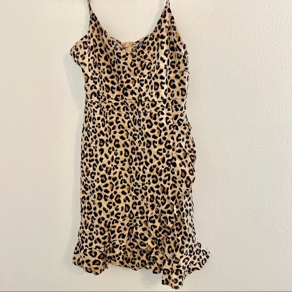 Gorgeous leopard dress size 6